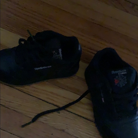 Shoes - Picture 2 of 3